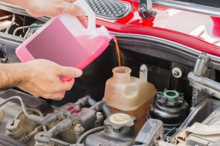Problems After Transmission Fluid Change: Causes & Solutions